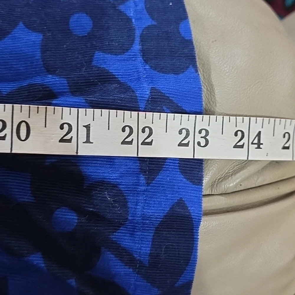 Hanna Andersson Girls Corduroy Dress Blue Floral Pockets Sz 110/5-6X EUC‎